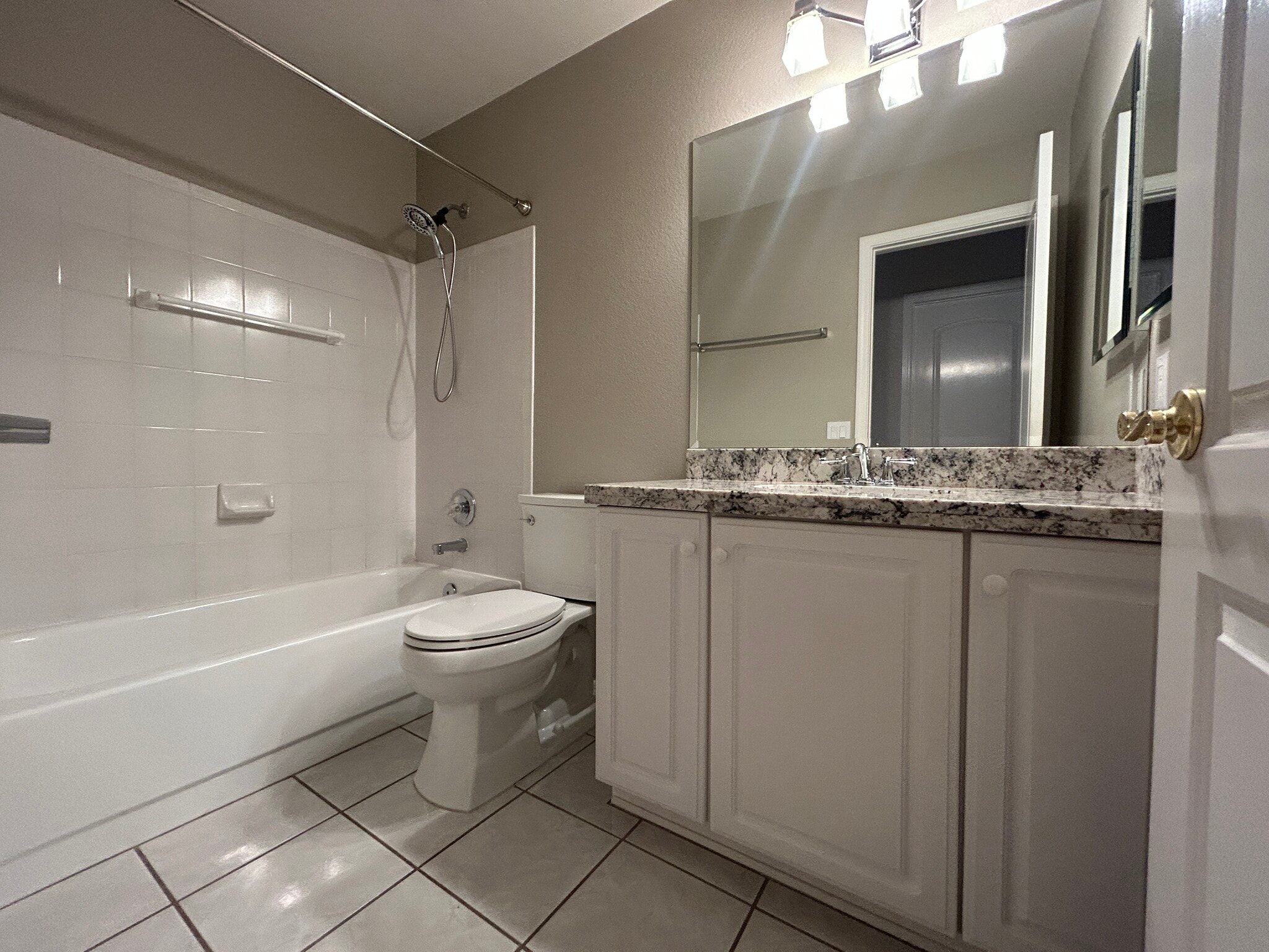 Building Photo - 7709 W Wahalla Ln
