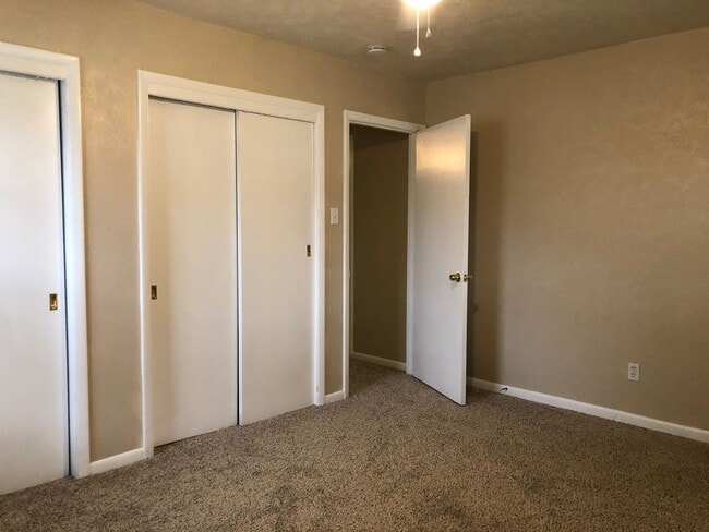 Building Photo - Coming Soon Spacious 3 Bedroom 2 Bath Home in Southwest Fort Worth