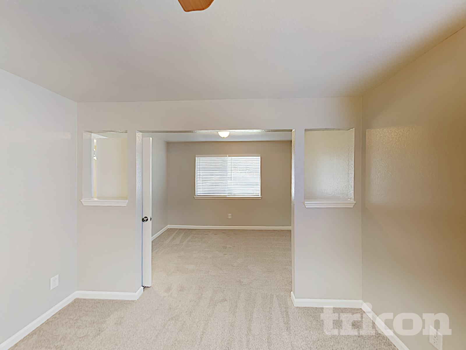 Building Photo - 15802 Echo Canyon Dr