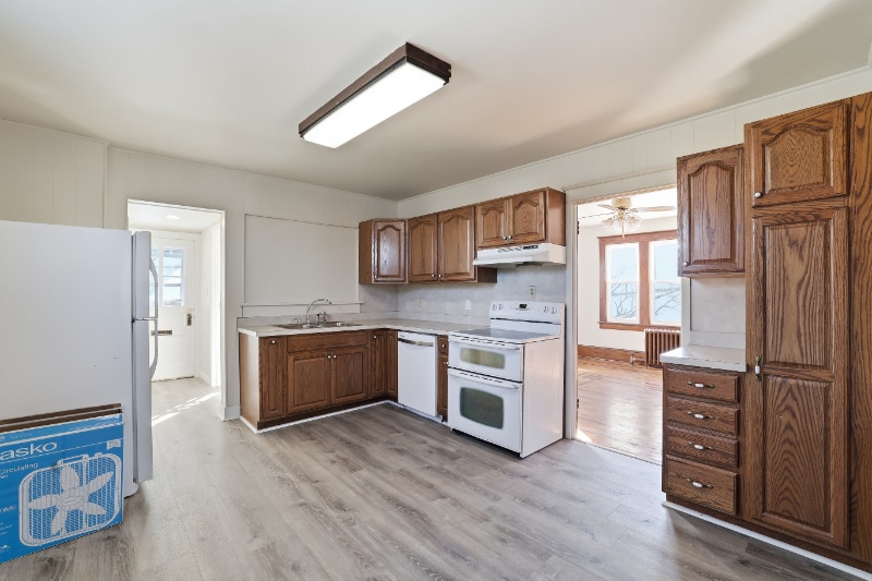 Building Photo - 630 N Courtland St