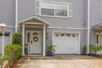 Building Photo - 574 Ryans Woods Ln