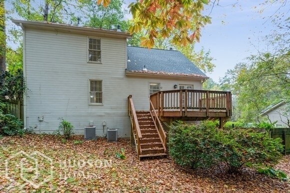 Building Photo - NOW AVAILABLE! -  2660 Ashley Dr, Marietta...
