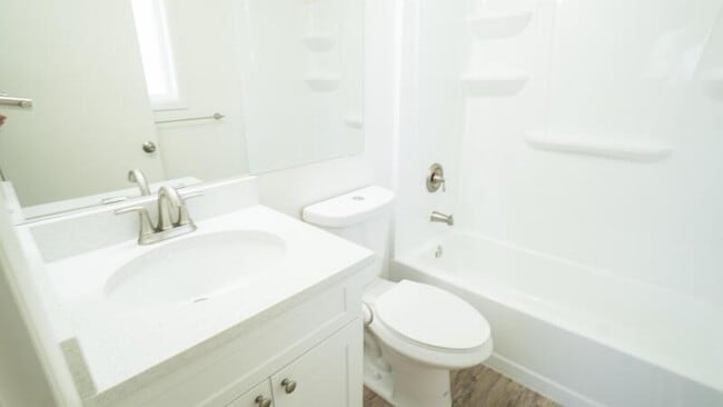 Building Photo - 5558 S Somerset Way