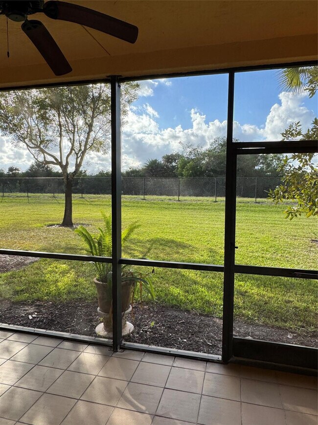 Building Photo - 7997 NW 128th Ln