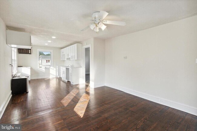 Primary Photo - 417 Garfield Ave