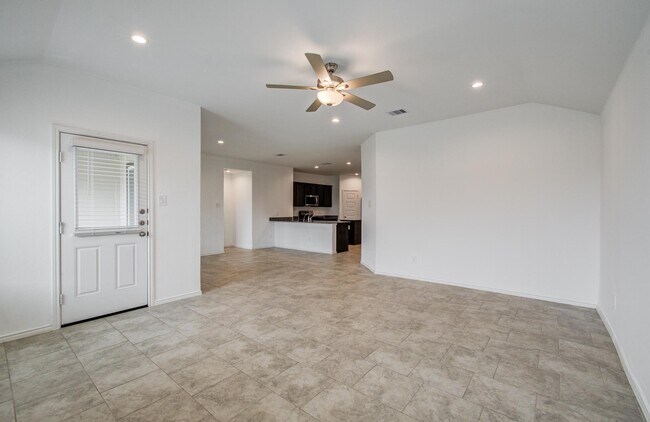 Building Photo - 1206 Cattle Chute Ct
