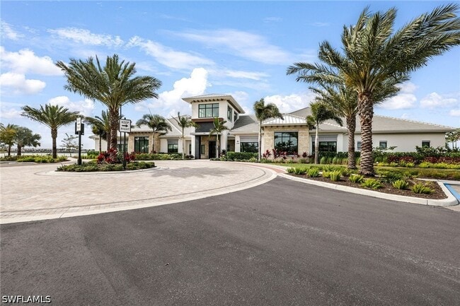 Building Photo - 12361 Canal Grande Dr