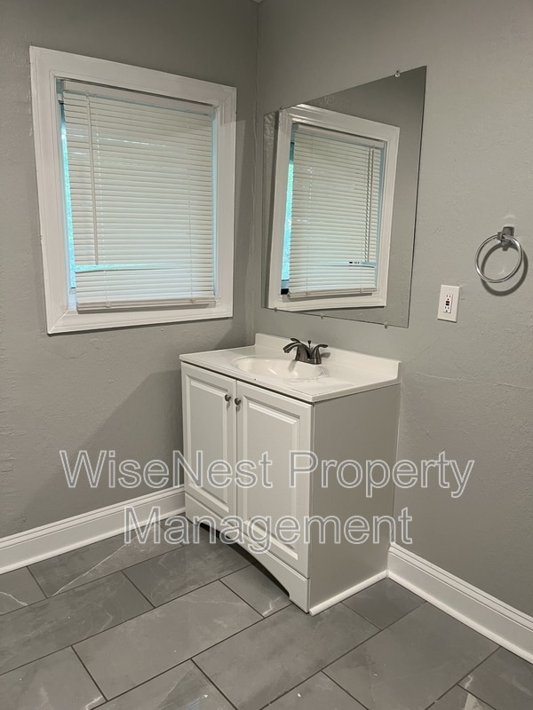 Building Photo - 3509 Brooklyn Ave