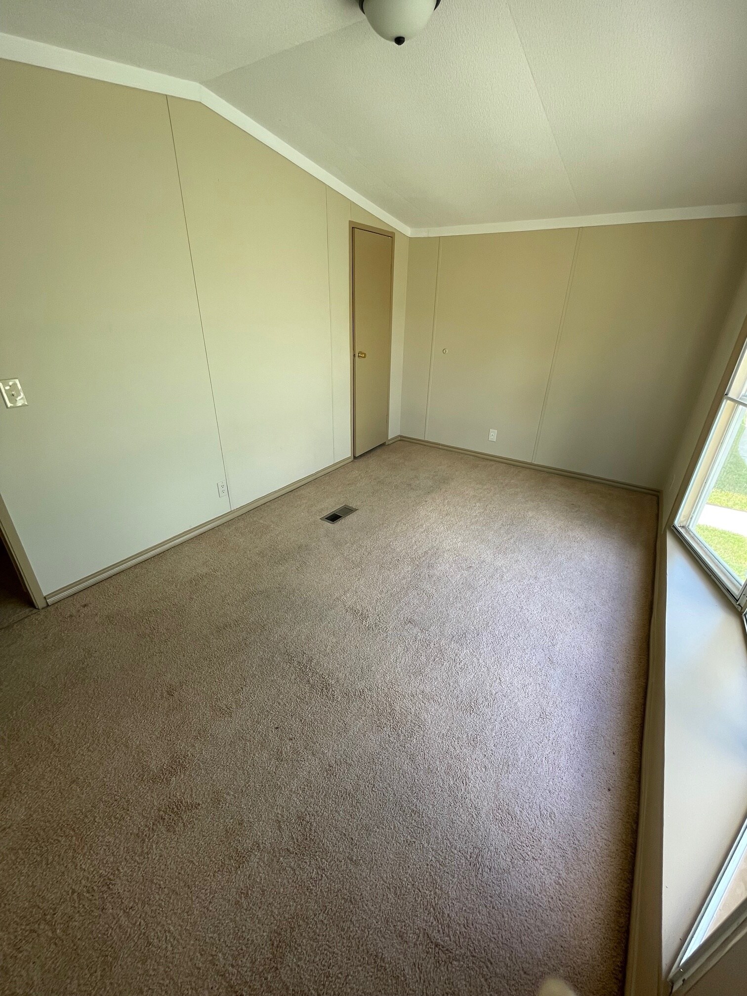 Building Photo - 31363 Wisteria Rd