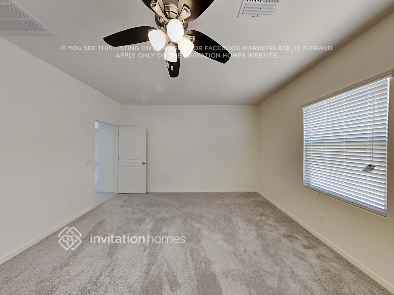 Building Photo - 35562 W Santa Clara Ave