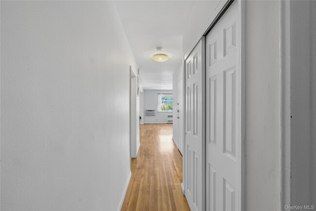 Building Photo - 59-17 Kissena Blvd