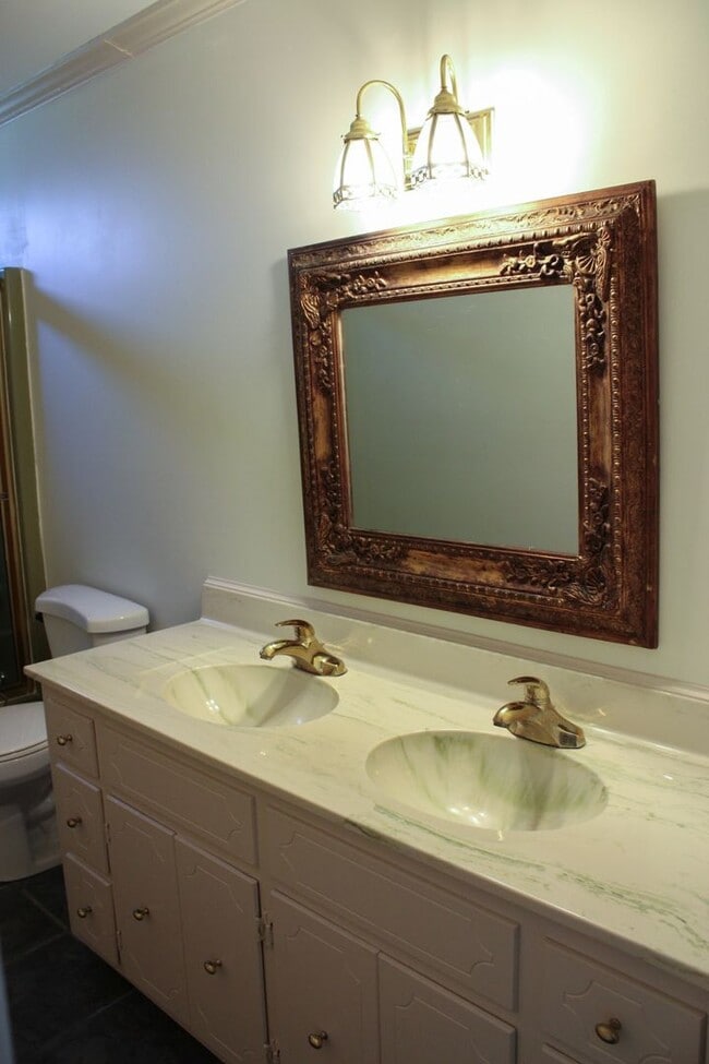 Building Photo - 1409 Chesnee Dr