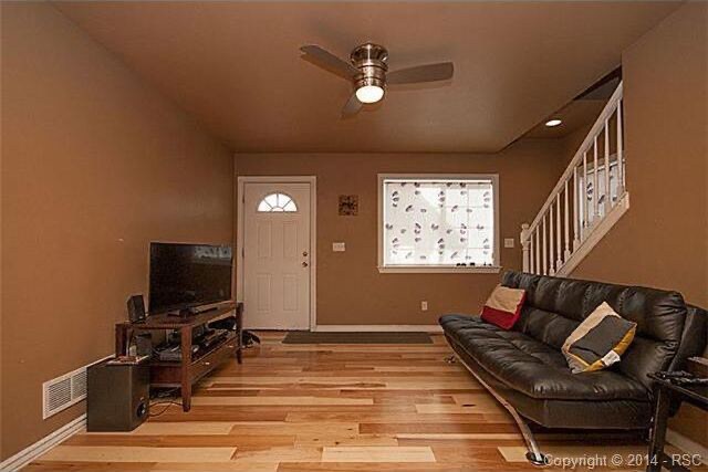 Building Photo - 532 W Kiowa St
