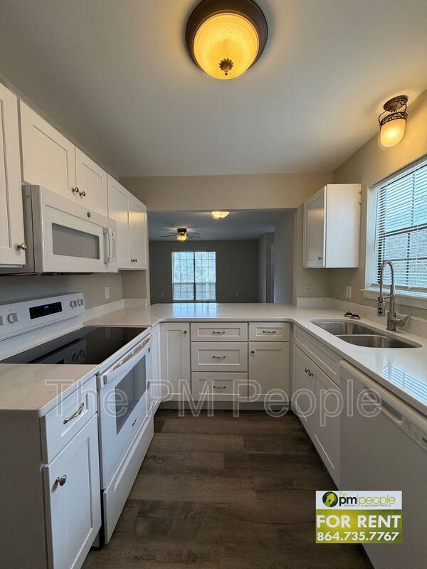 Building Photo - 3 Pointer Ln