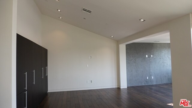Building Photo - 1430 5th St