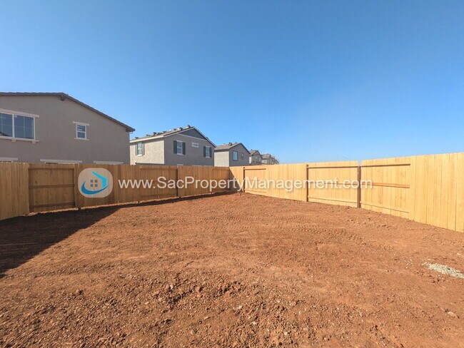 Building Photo - Brand NEW 3 Bed 2.5 Bath Single Family Hom...