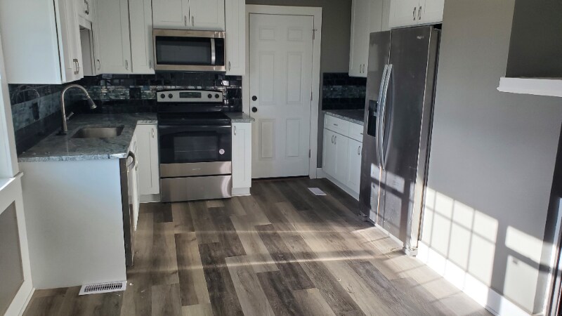 Building Photo - 408 Chaucer Rd