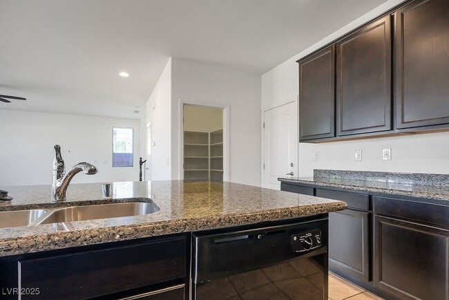 Building Photo - 9660 Pictou Ct