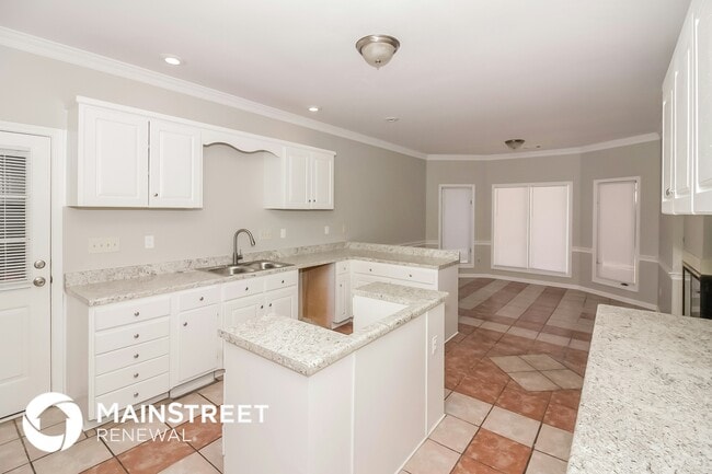 Building Photo - 4237 Monterey Dr