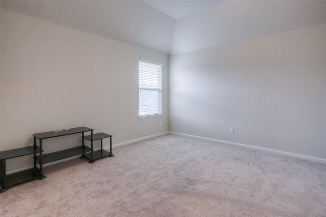 Building Photo - 3720 Daisy Ln