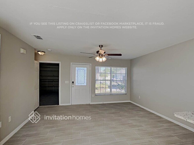 Building Photo - 2137 Sandy Hook