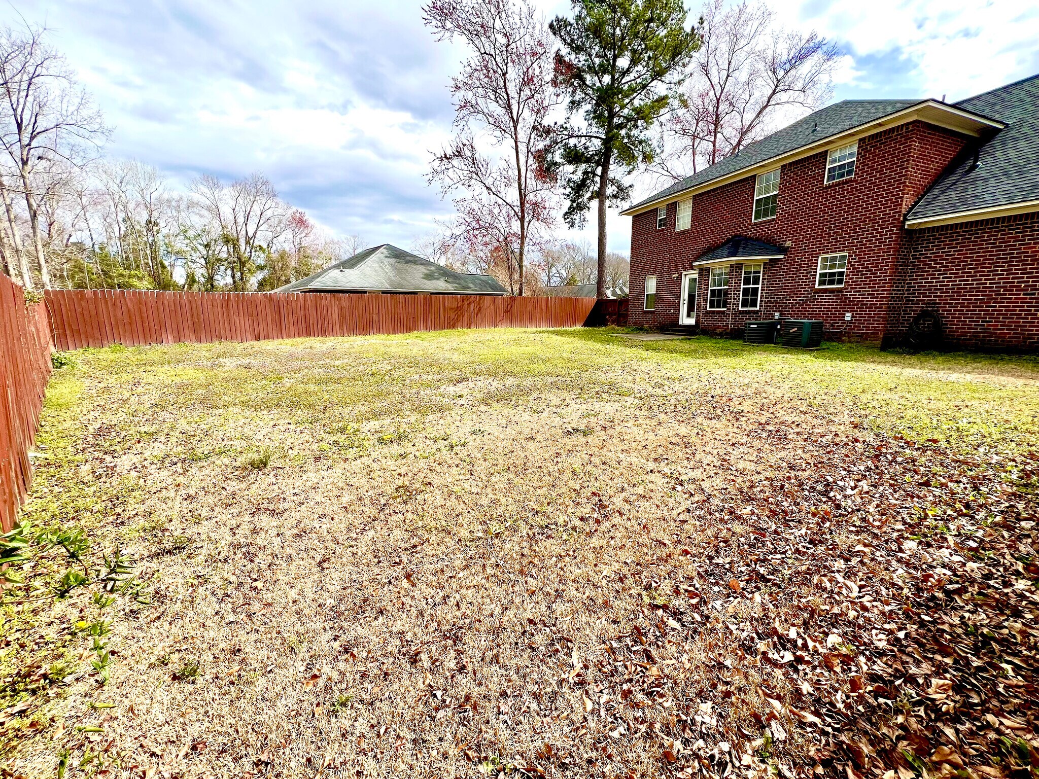 Building Photo - 175 Elkhorn Trl