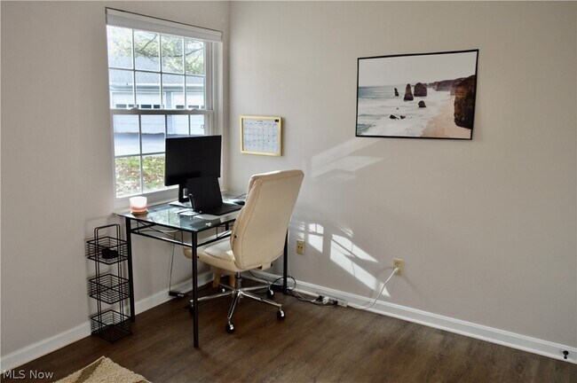 Building Photo - 1306 Fox Run Ct
