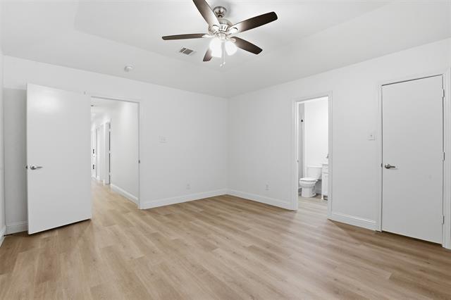 Building Photo - 300 Hidden Valley Dr