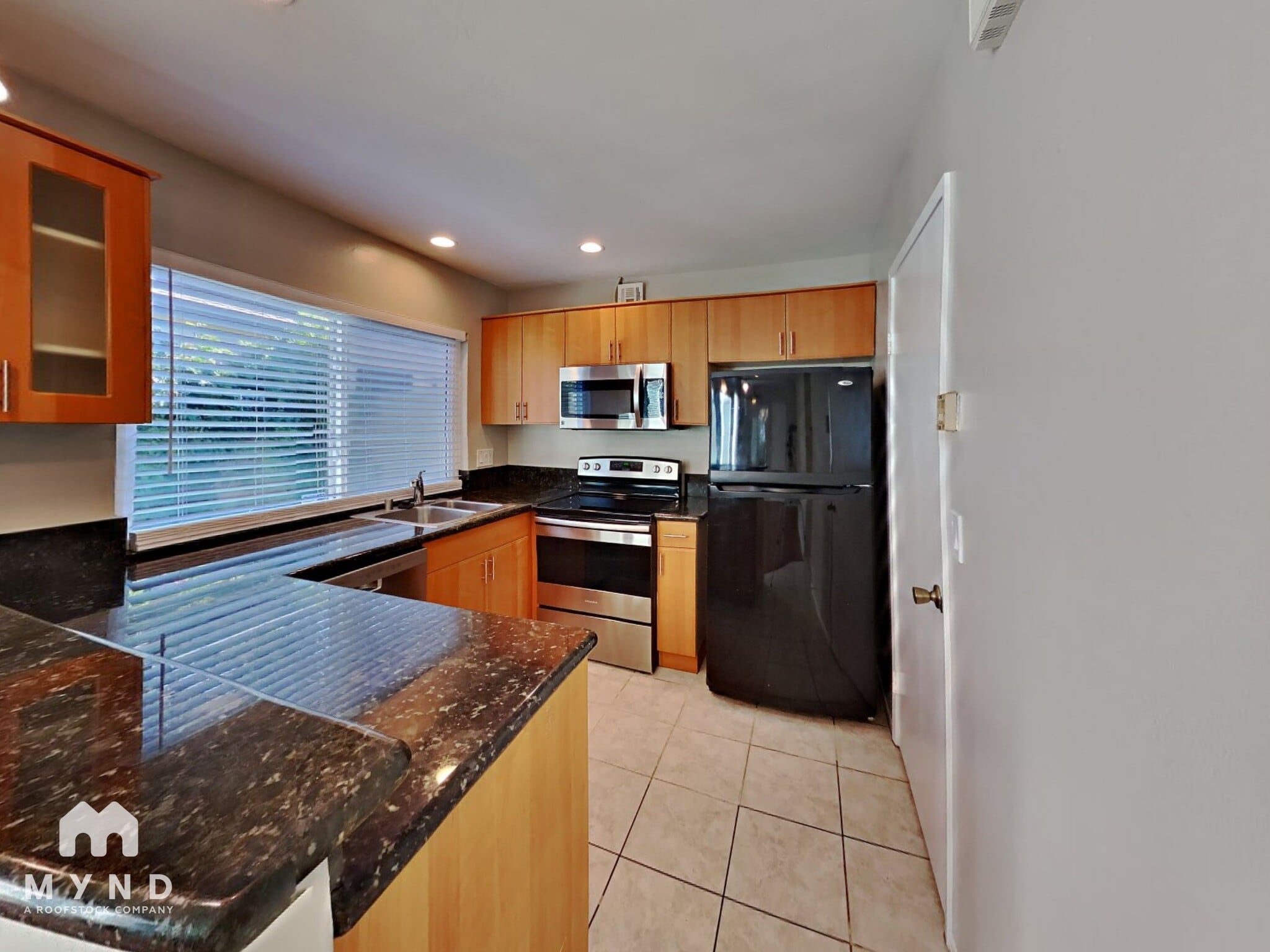 Building Photo - 10565 Caminito Flores