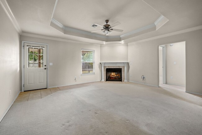 Building Photo - Great 3 Beds + 2 Baths Home with Solar Panels! Large Covered Patio!