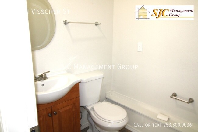 Building Photo - 4321 N Visscher St