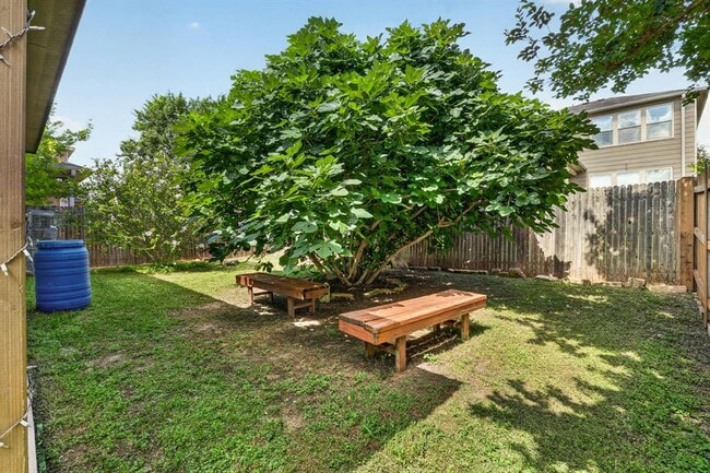 Building Photo - 9917 Wading Pool Path