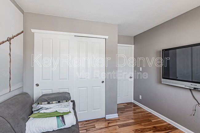 Building Photo - 1716 Depew St