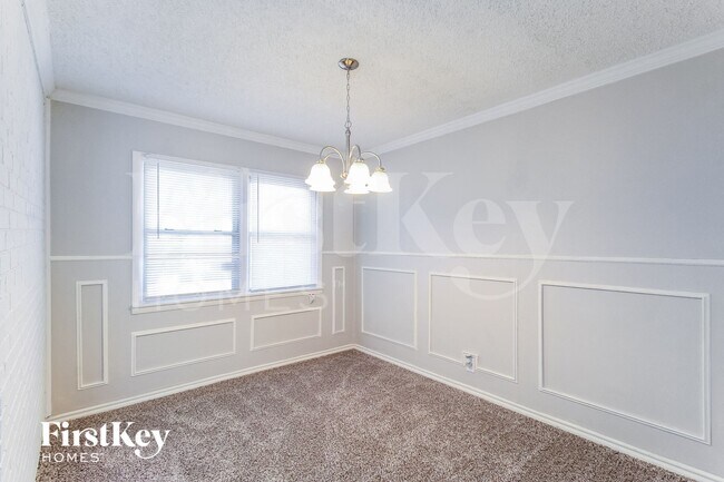 Building Photo - 4901 Staples Ave