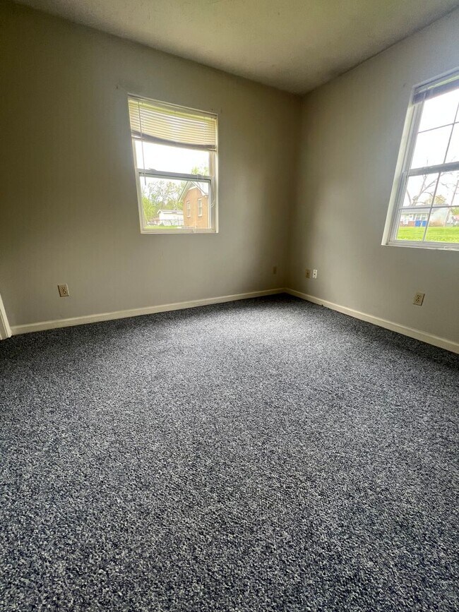 Building Photo - 405 Fonville St