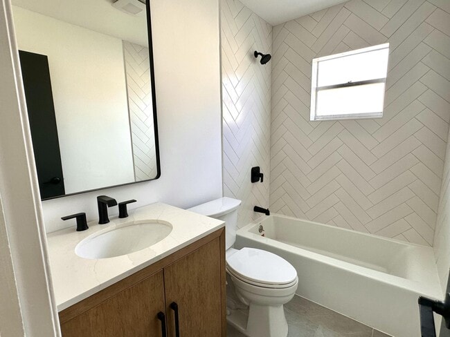 Building Photo - 127 Cordoba Cir