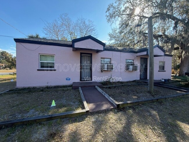 Building Photo - 517 E 5th St