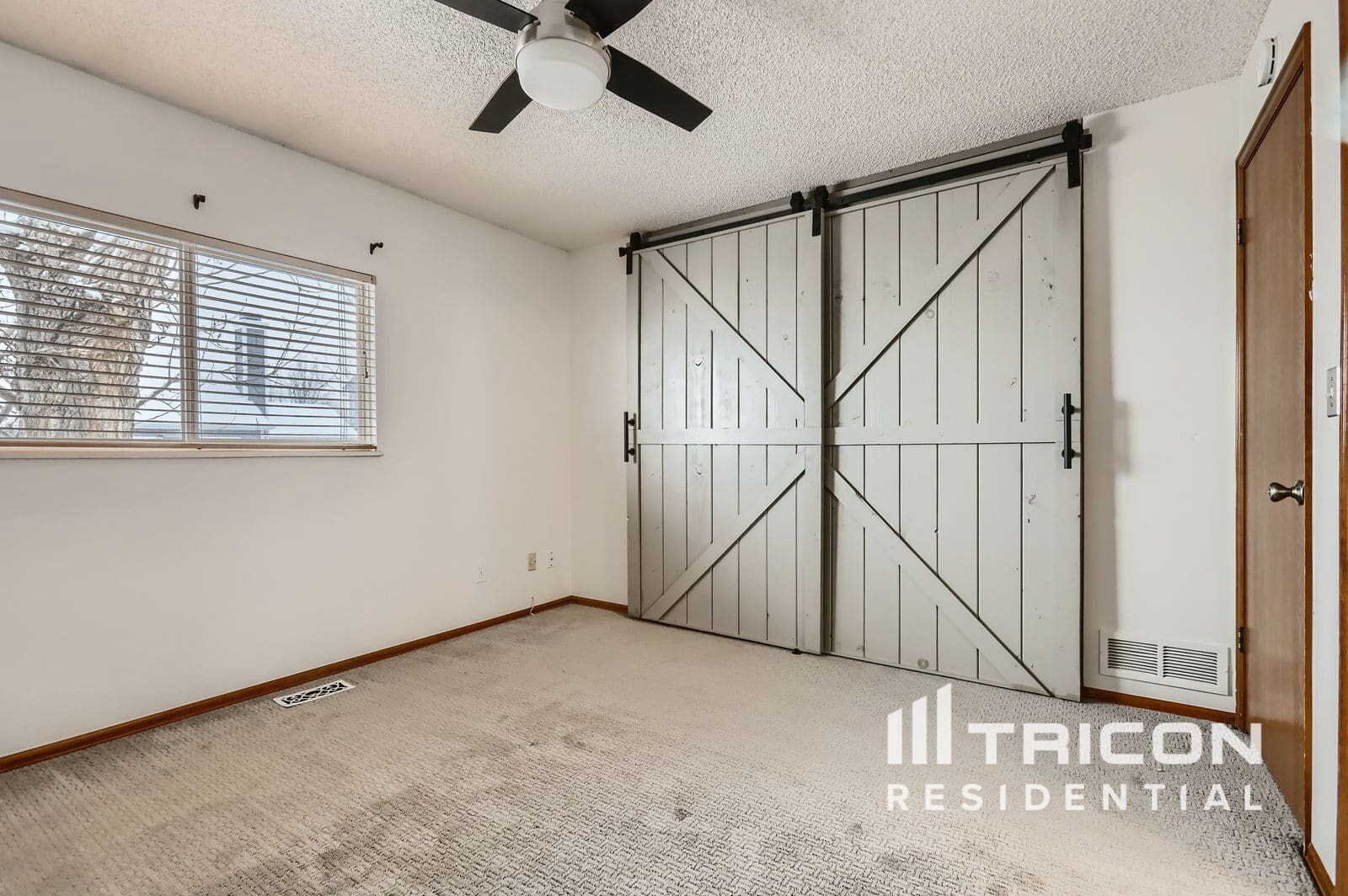 Building Photo - 19897 E Brown Pl