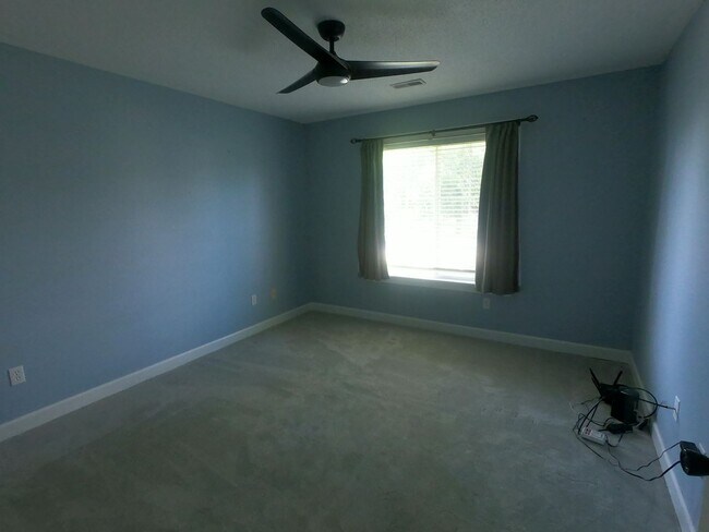 Building Photo - Charming Home in a Prime Columbia Location