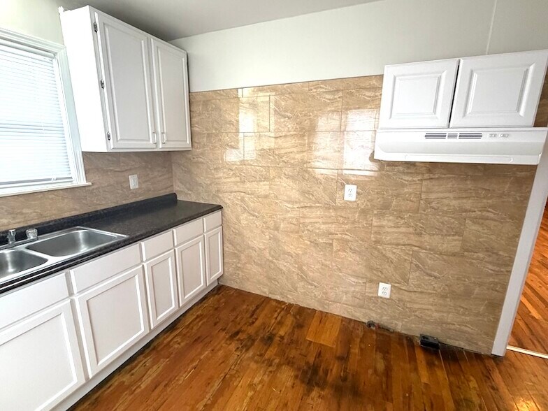 Building Photo - 21848 Nevada Ave