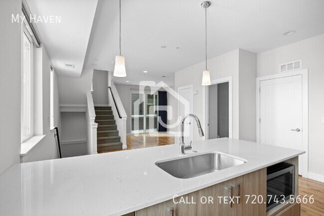 Building Photo - 1480 Wolff St