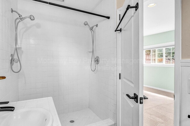 Building Photo - 3057 Otto Dr