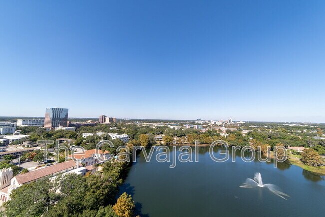 Building Photo - 400 E Colonial Dr