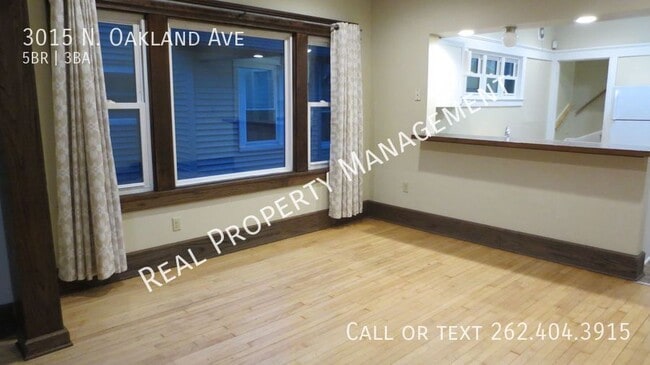 Building Photo - 3015 N Oakland Ave