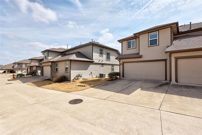 Building Photo - 13700 Sage Grouse Dr