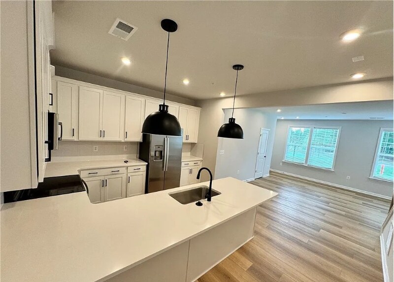 Building Photo - 9006 Thomas Mill Dr