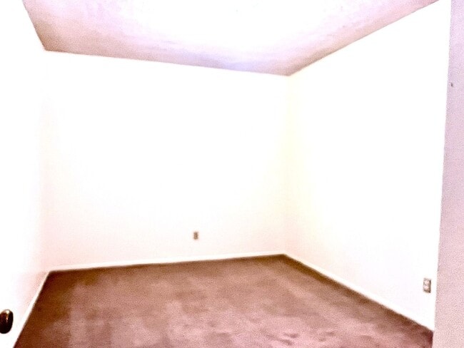 Building Photo - 5111 Paseo Las Palmas