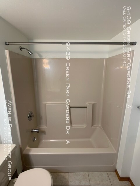 Building Photo - 9439 Green Park Gardens Dr