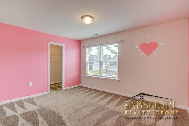 Building Photo - 2123 Water Marsh Trl