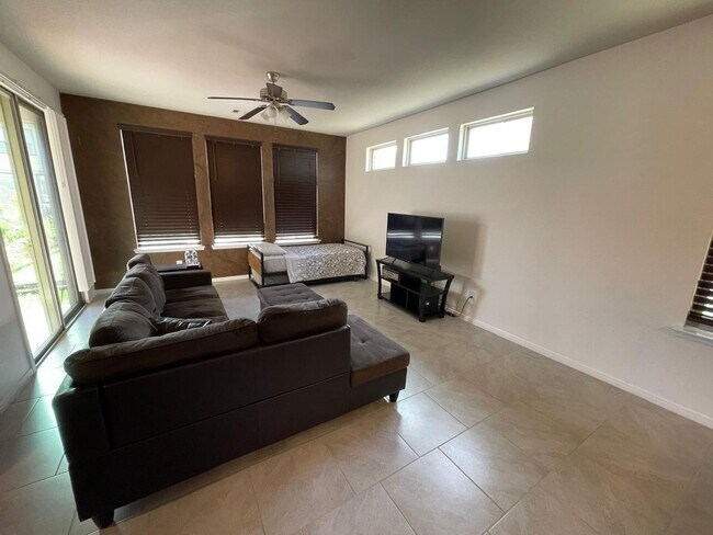 Building Photo - 3322 Harvest Meadow Ln